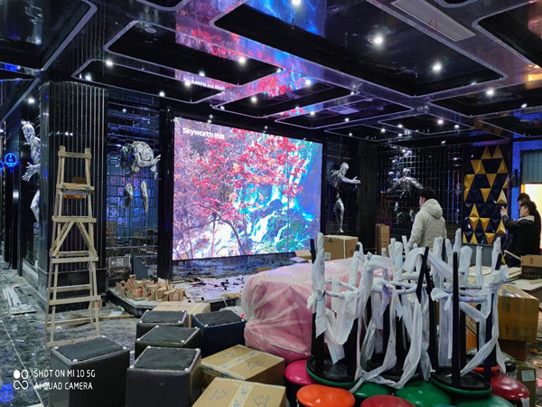 罗田室内P2.5全彩显示屏